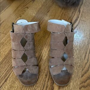 Seychelles Tan Suede Strappy Sandals